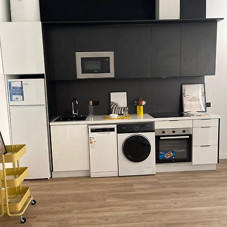 Exyca Metropolitano Appartement Madrid Buitenkant foto