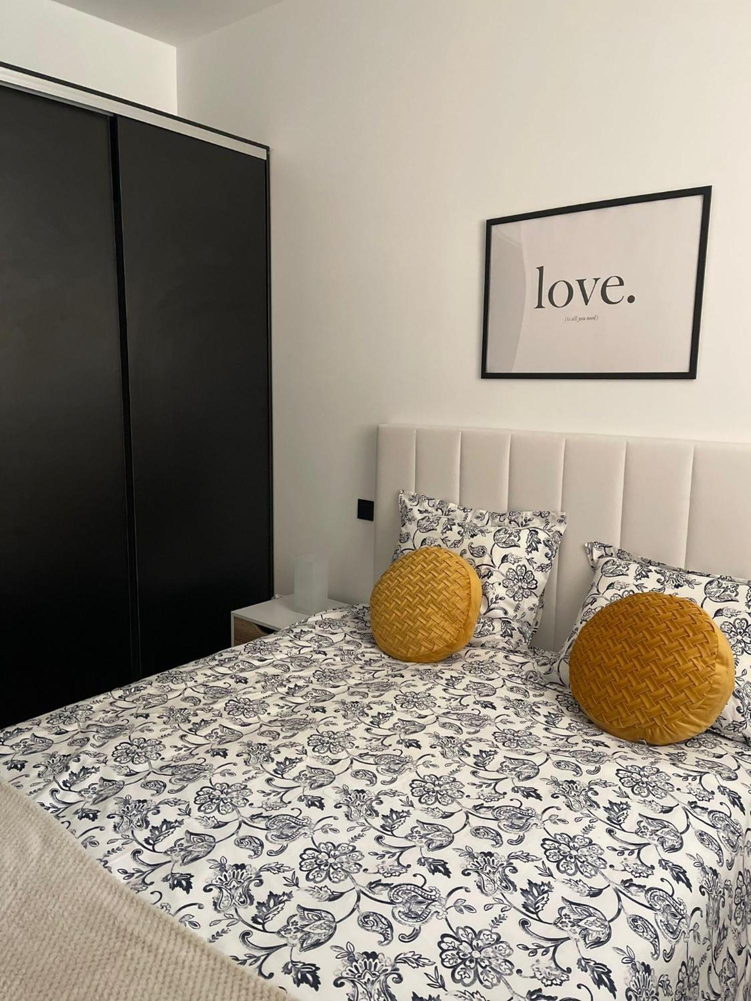 Exyca Metropolitano Appartement Madrid Buitenkant foto